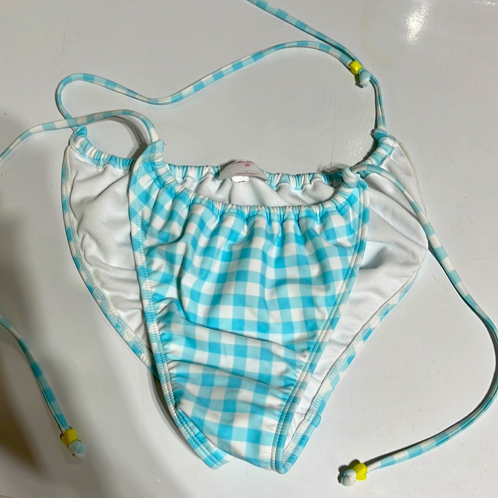 Blue bikini. - Picture 5 of 5